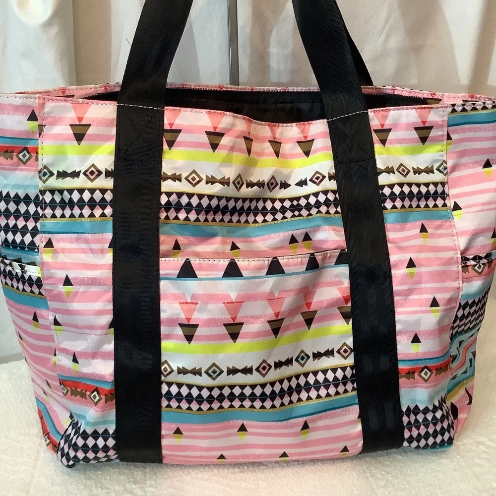 EUC GO! SAC tote overnight‎ diaper bag tote 3 piece set Aztex